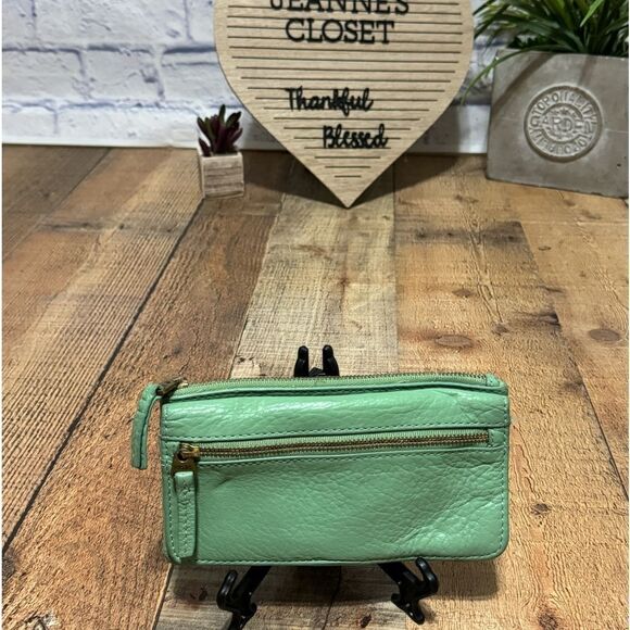 Fossil mint green leather wallet - Picture 1 of 7